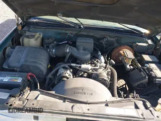 1997 Chevrolet Silverado 1500 with VIN 2GCEK19R5V1186749, listed as a IAAI auction lot 41738002 with 235,184 mi miles and . Bid and sale history available at DreamBid. Image 10.