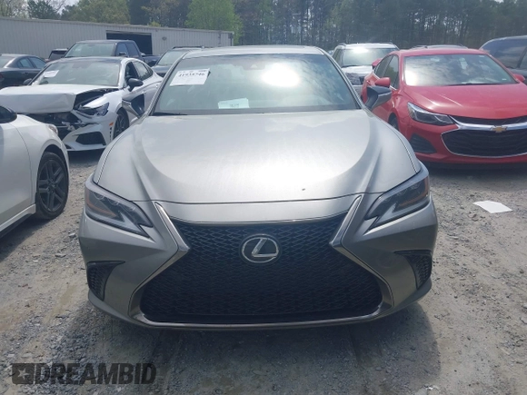 2019 Lexus ES with VIN 58ABZ1B19KU023027, listed as a IAAI auction lot 41935746 with 72,360 mi miles. Bid and sale history available at carsss.com. Image 12.