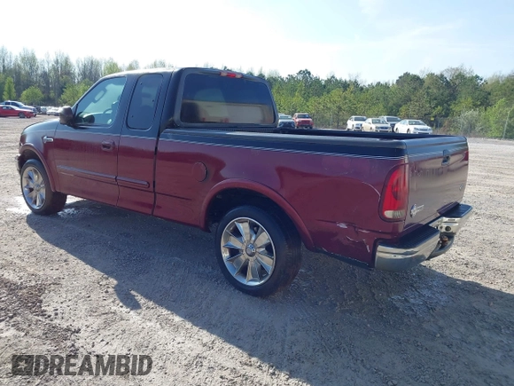 2003 Ford F-150 XL with VIN 1FTRX17W93NA39048, listed as a IAAI auction lot 41918798 with 237,303 mi miles. Bid and sale history available at carsss.com. Image 3.