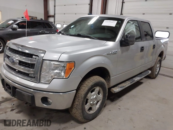 2013 Ford F-150 XL with VIN 1FTFW1EF9DFC77650, listed as a IAAI auction lot 41699427 with 267,769 mi miles. Bid and sale history available at carsss.com. Image 17.