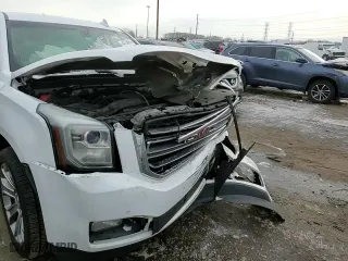 2016 GMC Yukon XL SLE with VIN 1GKS2FKC0GR407923, listed as a Copart auction lot 44704665 with NaN miles and Clean Title. Bid and sale history available at carsss.com. Image 11.