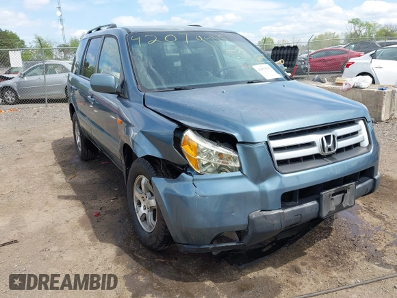 2007 Honda Pilot EX with VIN 5FNYF18447B008645, listed as a IAAI auction lot 42079535 with 233,187 mi miles. Bid and sale history available at carsss.com. Image 6.