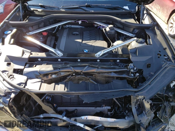2022 BMW X5 xDrive40i with VIN 5UXCR6C08N9L71412, listed as a Copart auction lot 71472332 with 8,977 mi miles and . Bid and sale history available at DreamBid. Image 12.