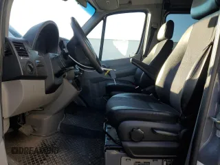2017 Mercedes-Benz Sprinter with VIN WDZFE7CD9HP389548, listed as a Copart auction lot 42171945 with 126,113 mi miles and Salvage Title. Bid and sale history available at DreamBid. Image 7.