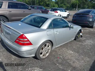 2004 Mercedes-Benz SLK-Class with VIN WDBKK49F44F298409, listed as a IAAI auction lot 41520249 with 135,503 mi miles. Bid and sale history available at carsss.com. Image 4.