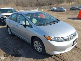 2012 Honda Civic LX z VIN 19XFB2F51CE012186, wystawiony jako IAAI lot #41761074 z przebiegiem 107 789 mil mil oraz . Historia ofert i sprzedaży dostępna na DreamBid. Obrazek 1.