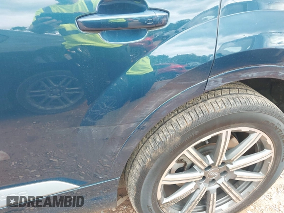 2019 Audi Q7 Premium Plus with VIN WA1LHAF73KD022189, listed as a IAAI auction lot 40798608 with 58,587 mi miles and . Bid and sale history available at DreamBid. Image 6.