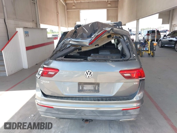 2018 Volkswagen Tiguan SEL with VIN 3VV3B7AXXJM213579, listed as a IAAI auction lot 42664339 with 84,676 mi miles and . Bid and sale history available at DreamBid. Image 16.