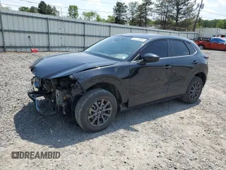 2021 Mazda CX-30 S with VIN 3MVDMBAL6MM263198, listed as a Copart auction lot 61576585 with 37,813 mi miles and Salvage title. Bid and sale history available at DreamBid. Image 1.
