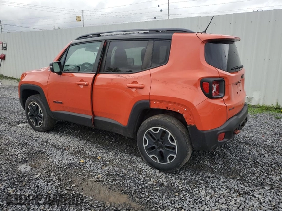 2015 Jeep Renegade Trailhawk with VIN ZACCJBCT0FPB74261, listed as a Copart auction lot 56067395 with 182,703 mi miles and Clean Title. Bid and sale history available at DreamBid. Image 2.