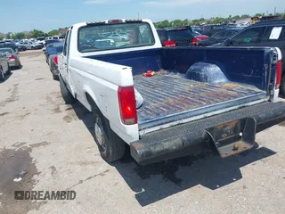 1996 Ford F-250 with VIN 2FTHF25G7TCA38325, listed as a IAAI auction lot 42463748 with Not provided miles and . Bid and sale history available at DreamBid. Image 3.