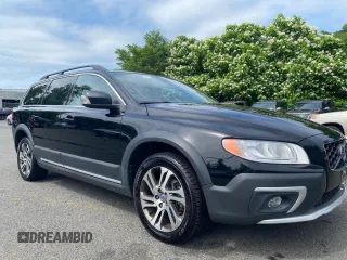 2015 Volvo XC70 T5 Drive-E Premier z VIN YV440MBK2F1223390, wystawiony jako Copart lot #61603455 z przebiegiem 151 862 mil mil oraz Czysty tytuł • Clean title. Historia ofert i sprzedaży dostępna na DreamBid. Obrazek 1.