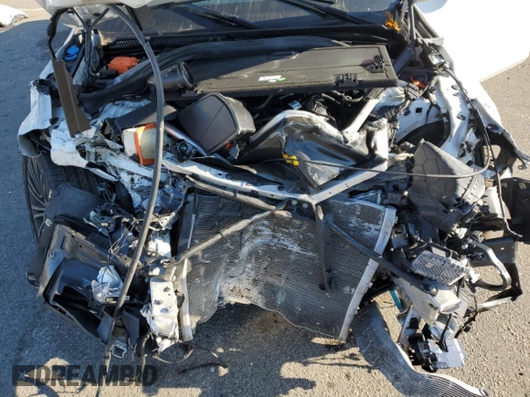 2019 BMW 5 Series 530e xDrive z VIN WBAJB1C5XKB375913, wystawiony jako Copart lot #82580004 z przebiegiem Nie podano mil oraz Szkoda całkowita • Salvage title. Historia ofert i sprzedaży dostępna na DreamBid. Obrazek 12.