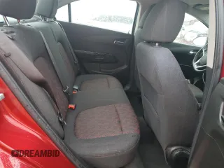 2019 Chevrolet Sonic LT z VIN 1G1JD5SB7K4137199, wystawiony jako Copart lot #51472935 z przebiegiem 25 142 mil mil oraz Szkoda całkowita • Salvage title. Historia ofert i sprzedaży dostępna na DreamBid. Obrazek 10.