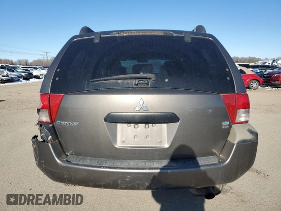 2004 Mitsubishi Endeavor LS with VIN 4A4MN21S34E061035, listed as a Copart auction lot 43833575 with 206,711 mi miles and Salvage Title. Bid and sale history available at carsss.com. Image 6.