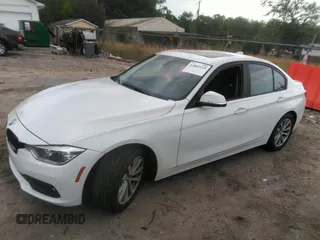 2018 BMW 3 Series 320i with VIN WBA8E1G57JNU91633, listed as a IAAI auction lot 42065119 with 55,062 mi miles. Bid and sale history available at carsss.com. Image 17.