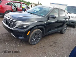 2024 Kia Seltos LX with VIN KNDEPCAA5R7667130, listed as a IAAI auction lot 42324758 with 8,119 mi miles and . Bid and sale history available at DreamBid. Image 20.