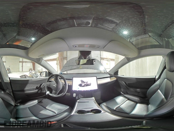 2022 Tesla Model Y Performance with VIN 7SAYGDEF3NF453267, listed as a Copart auction lot 53787615 with 82,452 mi miles and Salvage Title. Bid and sale history available at DreamBid. Image 16.