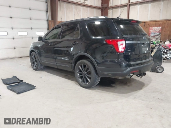 2018 Ford Explorer XLT with VIN 1FM5K7D80JGC32711, listed as a IAAI auction lot 42425696 with 174,863 mi miles and . Bid and sale history available at DreamBid. Image 3.