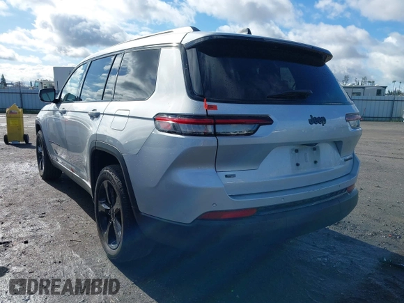 2022 Jeep Grand Cherokee Limited с VIN 1C4RJJBG0N8549422, выставлен на аукционе IAAI как лот 41735427 с пробегом 83 747 миль миль и . История ставок и продаж доступна на DreamBid. Изображение 3.