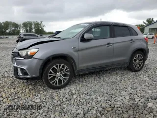 2018 Mitsubishi Outlander SE with VIN JA4AR3AW5JU001597, listed as a Copart auction lot 61397235 with 136,728 mi miles and Salvage title. Bid and sale history available at DreamBid. Image 1.