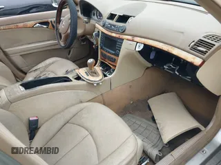 2008 Mercedes-Benz E 350 Luxury z VIN WDBUF56X48B195049, wystawiony jako IAAI lot #42296621 z przebiegiem Nie podano mil oraz . Historia ofert i sprzedaży dostępna na DreamBid. Obrazek 5.