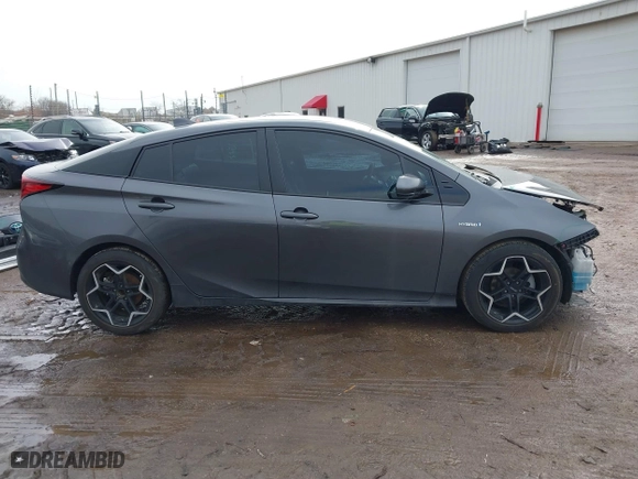 2020 Toyota Prius L Eco with VIN JTDKARFU5L3117919, listed as a IAAI auction lot 41686815 with 154,128 mi miles. Bid and sale history available at carsss.com. Image 14.