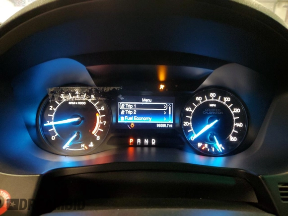 2016 Ford Police Interceptor Utility z VIN 1FM5K8AT4GGD06316, wystawiony jako Copart lot #49174345 z przebiegiem 99 598 mil mil oraz Nie do naprawy • Non repairable. Historia ofert i sprzedaży dostępna na DreamBid. Obrazek 9.