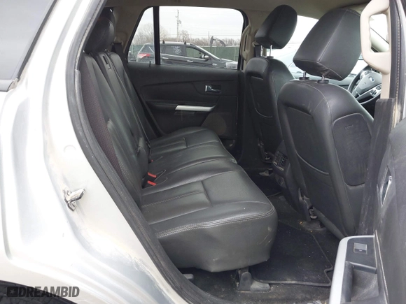 2013 Ford Edge SE with VIN 2FMDK4GCXDBB82728, listed as a IAAI auction lot 41711651 with 252,839 mi miles. Bid and sale history available at carsss.com. Image 8.