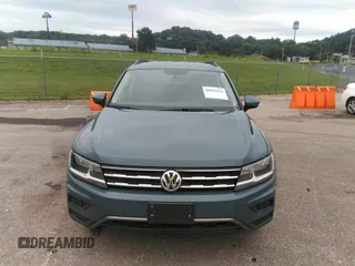 2019 Volkswagen Tiguan S z VIN 3VV1B7AXXKM121963, wystawiony jako IAAI lot #40076115 z przebiegiem 167 540 mil mil oraz . Historia ofert i sprzedaży dostępna na DreamBid. Obrazek 11.