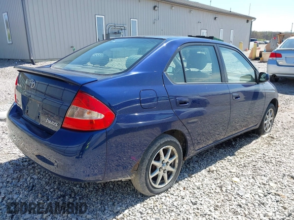 2002 Toyota Prius with VIN JT2BK18U520067060, listed as a IAAI auction lot 41941509 with 180,000 mi miles. Bid and sale history available at carsss.com. Image 4.
