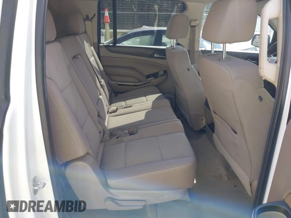 2016 GMC Yukon XL SLE with VIN 1GKS1FKC0GR331459, listed as a IAAI auction lot 41557718 with 203,803 mi miles. Bid and sale history available at carsss.com. Image 8.