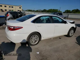 2015 Toyota Camry XLE with VIN 4T1BF1FK4FU887265, listed as a Copart auction lot 52211265 with 109,263 mi miles and Salvage Title. Bid and sale history available at DreamBid. Image 3.