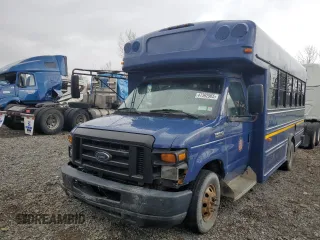 2008 Ford Econoline Cargo z VIN 1FD4E45P88DB26476, wystawiony jako Copart lot #55440385 z przebiegiem 183 251 mil mil oraz Nie do naprawy • Non repairable. Historia ofert i sprzedaży dostępna na DreamBid. Obrazek 1.