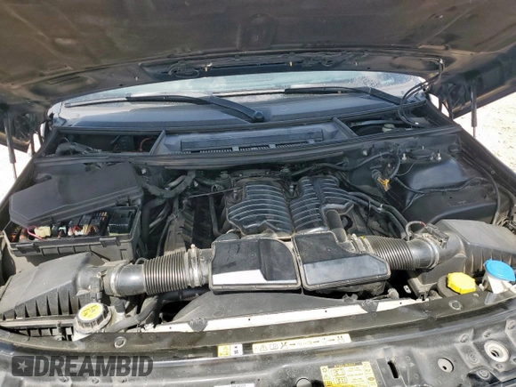 2010 Land Rover Range Rover HSE Lux with VIN SALMF1D40AA316070, listed as a Copart auction lot 61076445 with 188,132 mi miles and Salvage title. Bid and sale history available at DreamBid. Image 12.