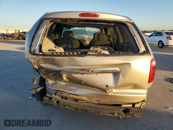 2003 Chrysler Town & Country with VIN 2C4GP24373R293030, listed as a Copart auction lot 70884954 with 156,566 mi miles and Salvage Title. Bid and sale history available at carsss.com. Image 6.