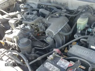 2000 Toyota 4Runner z VIN JT3GM84R3Y0064530, wystawiony jako IAAI lot #42709240 z przebiegiem 290 354 mil mil oraz . Historia ofert i sprzedaży dostępna na DreamBid. Obrazek 12.