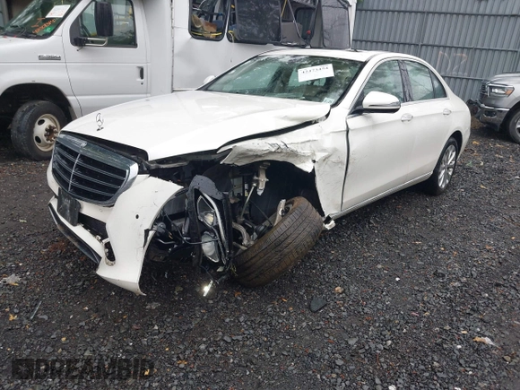 2017 Mercedes-Benz E 300 Luxury with VIN WDDZF4KB5HA187761, listed as a IAAI auction lot 42473454 with 57,031 mi miles and . Bid and sale history available at DreamBid. Image 2.