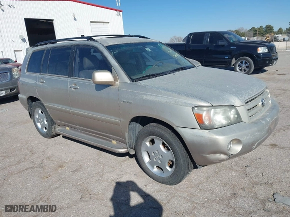 2005 Toyota Highlander with VIN JTEDP21A650067916, listed as a IAAI auction lot 41344358 with 1 mi miles. Bid and sale history available at carsss.com. Image 1.