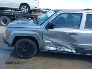 2014 Jeep Patriot Sport z VIN 1C4NJPBA7ED818830, wystawiony jako IAAI lot #42216964 z przebiegiem 144 909 mil mil oraz . Historia ofert i sprzedaży dostępna na DreamBid. Obrazek 6.