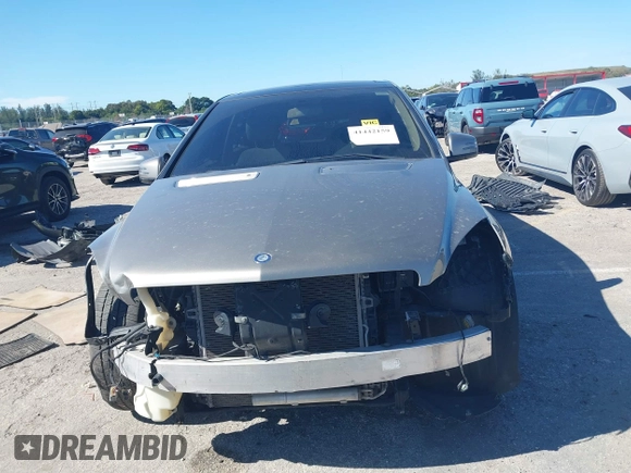2012 Mercedes-Benz R 350 with VIN 4JGCB5HEXCA146176, listed as a IAAI auction lot 41442159 with 120,922 mi miles and . Bid and sale history available at DreamBid. Image 13.