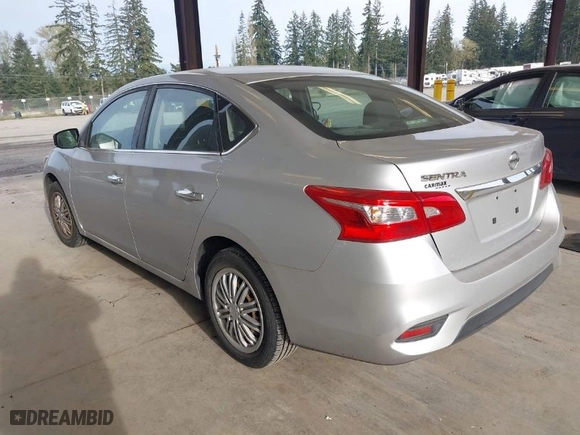 2016 Nissan Sentra SR with VIN 3N1AB7AP7GY276049, listed as a IAAI auction lot 42010221 with 90,130 mi miles. Bid and sale history available at carsss.com. Image 3.