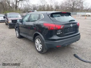 2017 Nissan Rogue Sport SL with VIN JN1BJ1CR4HW127660, listed as a IAAI auction lot 41917524 with 113,763 mi miles. Bid and sale history available at carsss.com. Image 3.