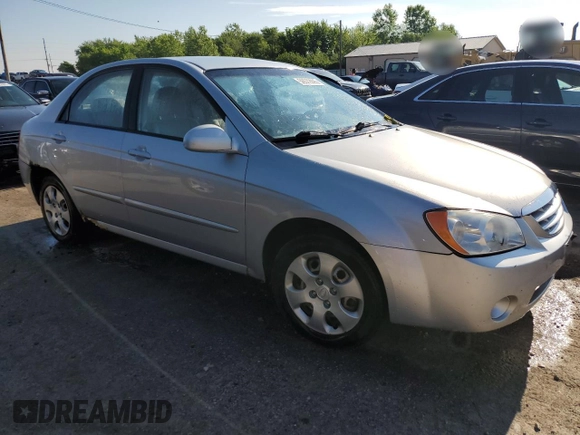 2006 Kia Spectra EX z VIN KNAFE121565370909, wystawiony jako Copart lot #56572995 z przebiegiem 102 978 mil mil oraz Szkoda całkowita • Salvage title. Historia ofert i sprzedaży dostępna na DreamBid. Obrazek 4.