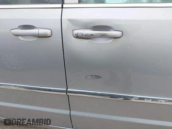 2013 Chrysler Town & Country Touring L with VIN 2C4RC1CG7DR779762, listed as a IAAI auction lot 42118866 with 151,833 mi miles and . Bid and sale history available at DreamBid. Image 6.