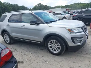 2017 Ford Explorer XLT с VIN 1FM5K7DH3HGB76225, выставлен на аукционе IAAI как лот 42836226 с пробегом 157 234 миль миль и . История ставок и продаж доступна на DreamBid. Изображение 13.