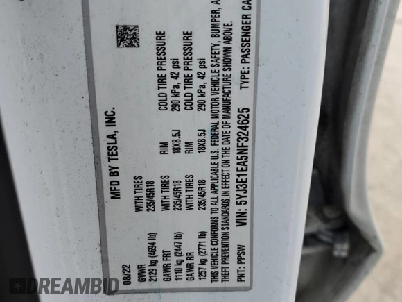 2022 Tesla Model 3 z VIN 5YJ3E1EA5NF324625, wystawiony jako Copart lot #46974745 z przebiegiem 106 617 mil mil oraz Szkoda całkowita • Salvage title. Historia ofert i sprzedaży dostępna na DreamBid. Obrazek 12.