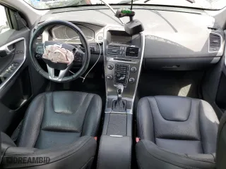 2014 Volvo XC60 3.2L with VIN YV4940DL8E2516941, listed as a Copart auction lot 53270135 with 40,853 mi miles and Salvage Title. Bid and sale history available at carsss.com. Image 8.