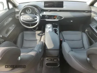 2025 Genesis GV70 2.5T with VIN 5NMMADTB2SH024483, listed as a Copart auction lot 59494495 with 16,518 mi miles and Clean title. Bid and sale history available at DreamBid. Image 8.
