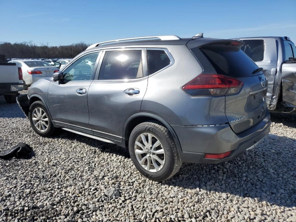 2019 Nissan Rogue SL with VIN 5N1AT2MT9KC702715, listed as a Copart auction lot 47411585 with 140,274 mi miles and Salvage Title. Bid and sale history available at carsss.com. Image 2.